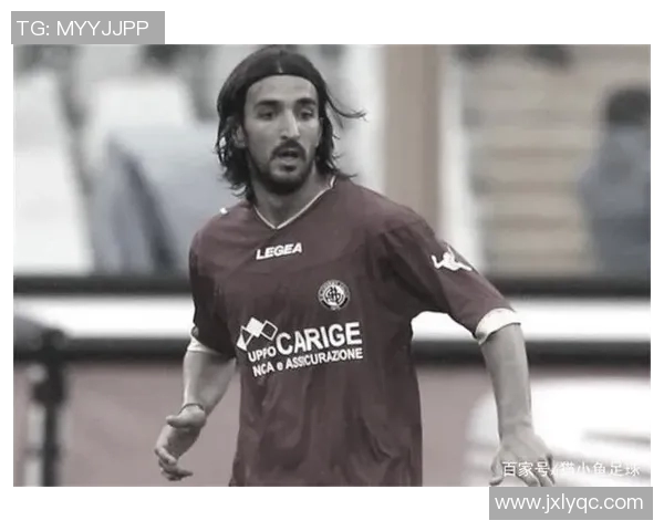 揭秘足球明星温泉的真实身份与背后的故事