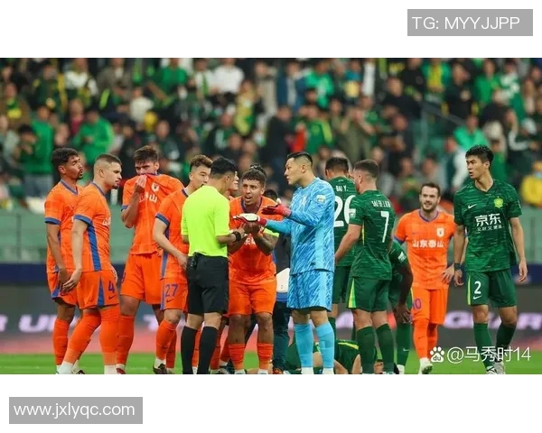 2012年国安与鲁能激战回顾:经典对决中的精彩瞬间与战术分析 2012年国安与鲁能激战回顾:经典对决中的精彩瞬间与战术分析