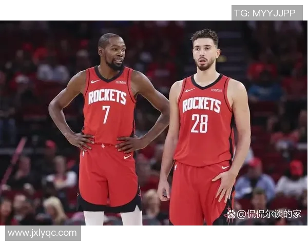 火箭队与雷霆队精彩对决全场录像回放及精彩瞬间分析 火箭队与雷霆队精彩对决全场录像回放及精彩瞬间分析